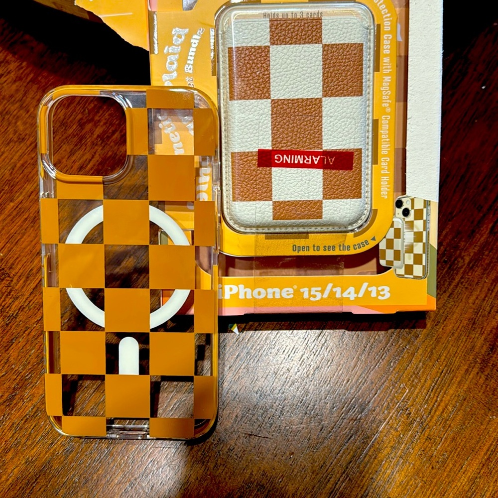 Magnetic Gingham brown Plaid Wallet bundle. Case and a wallet included.